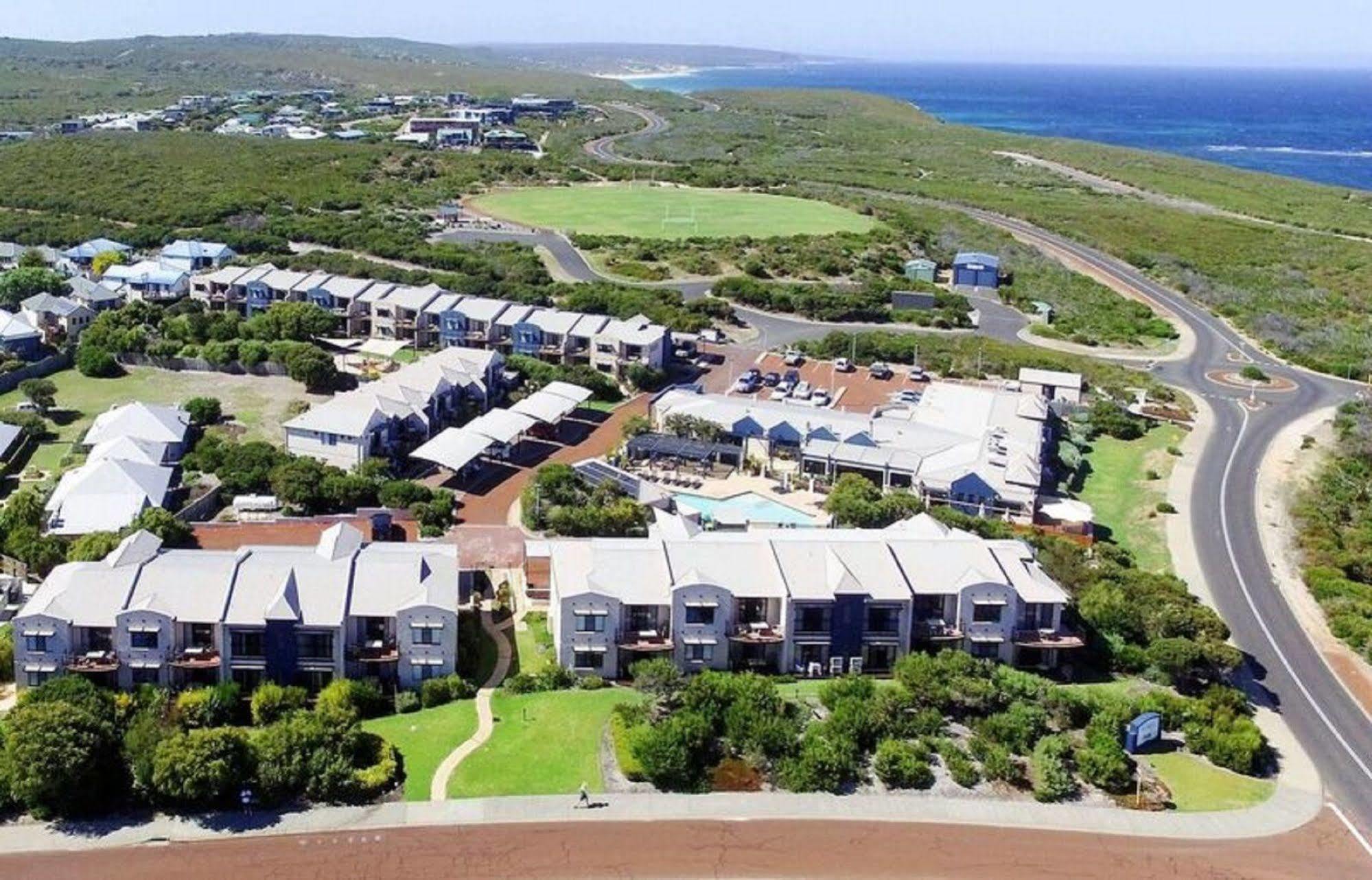 Margarets Beach Resort Gnarabup Buitenkant foto